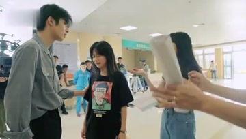 吃瓜娱乐路人甲,揭秘娱乐圈幕后故事