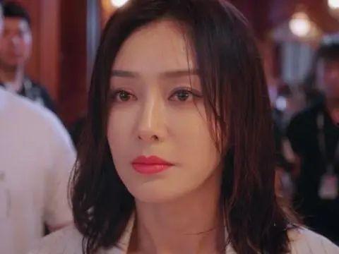 娱乐圈吃瓜绯闻视频,揭秘明星背后的秘密恋情