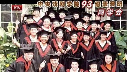 娱乐吃瓜三姐妹微博,揭秘娱乐圈幕后故事，带你领略明星真实生活”