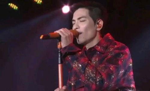 娱乐吃瓜男歌手恋情,吃瓜男歌手恋情曝光，揭秘甜蜜背后的故事