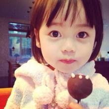 娱乐吃瓜酱妈妈女儿,妈妈与女儿的温馨互动，甜蜜瞬间曝光